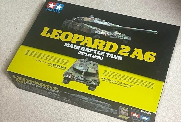 Tamiya  1/16 Scale RC Tank German Leopard 2A6 Main Battle Tank Display model　NEW - Image 2 of 4
