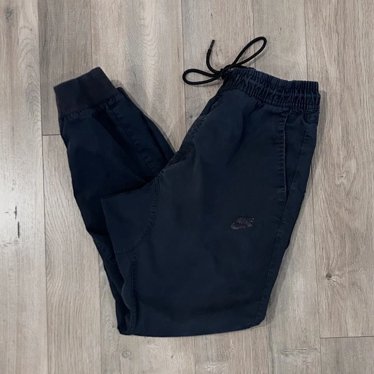 Nike Jogger Pants Black Men's Size M Drawstring Waist Activewear Elastic Pockets