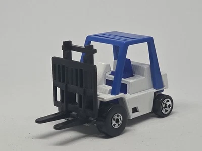 1998 Hot Wheels 1/64 Scale #642 Loose White Blue Forklift Fork Lift - Image 1 of 4