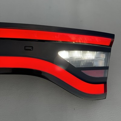 メル66997 2015-2022 Dodge Charger Rear Trunk Center Tail Light Tested