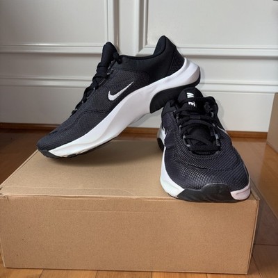 Nike Legend Essential 3 Next Nature Men's Low Top Sneaker Black White size 10.5
