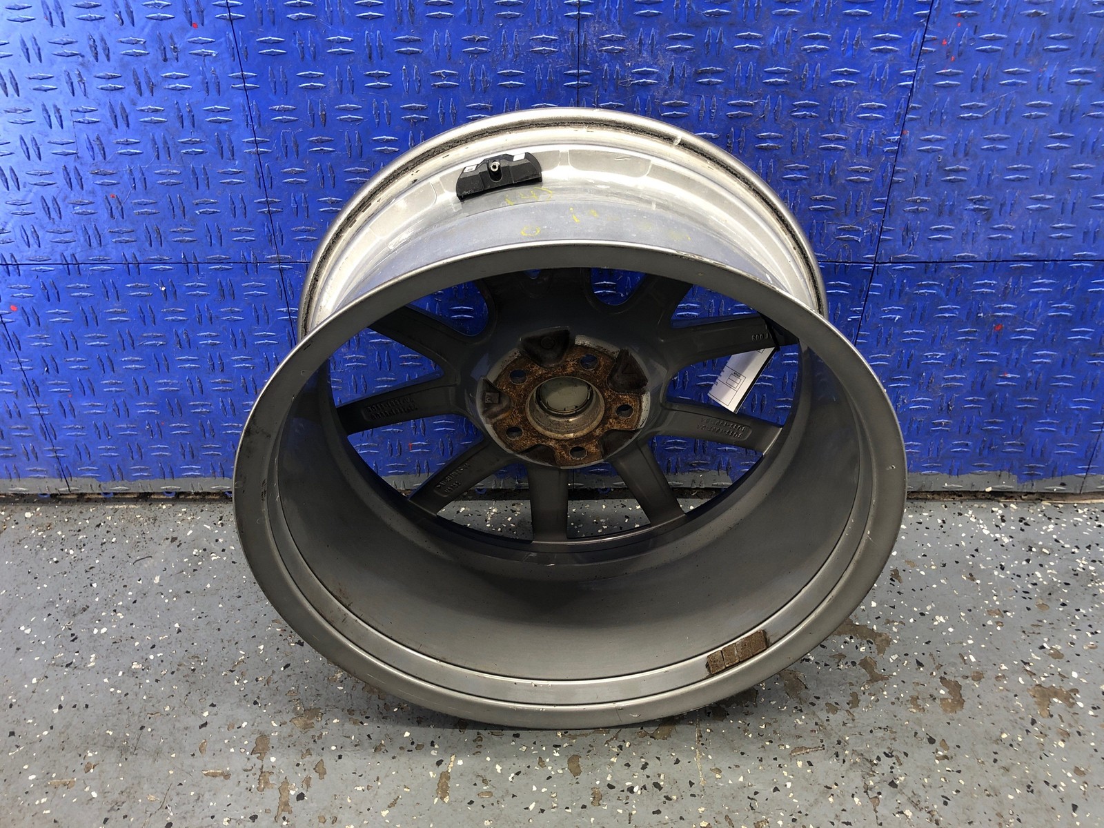 2006-2018 ASTON MARTIN 19X8.5 FRONT 5 V SPOKE WHEEL RIM BG33-1007