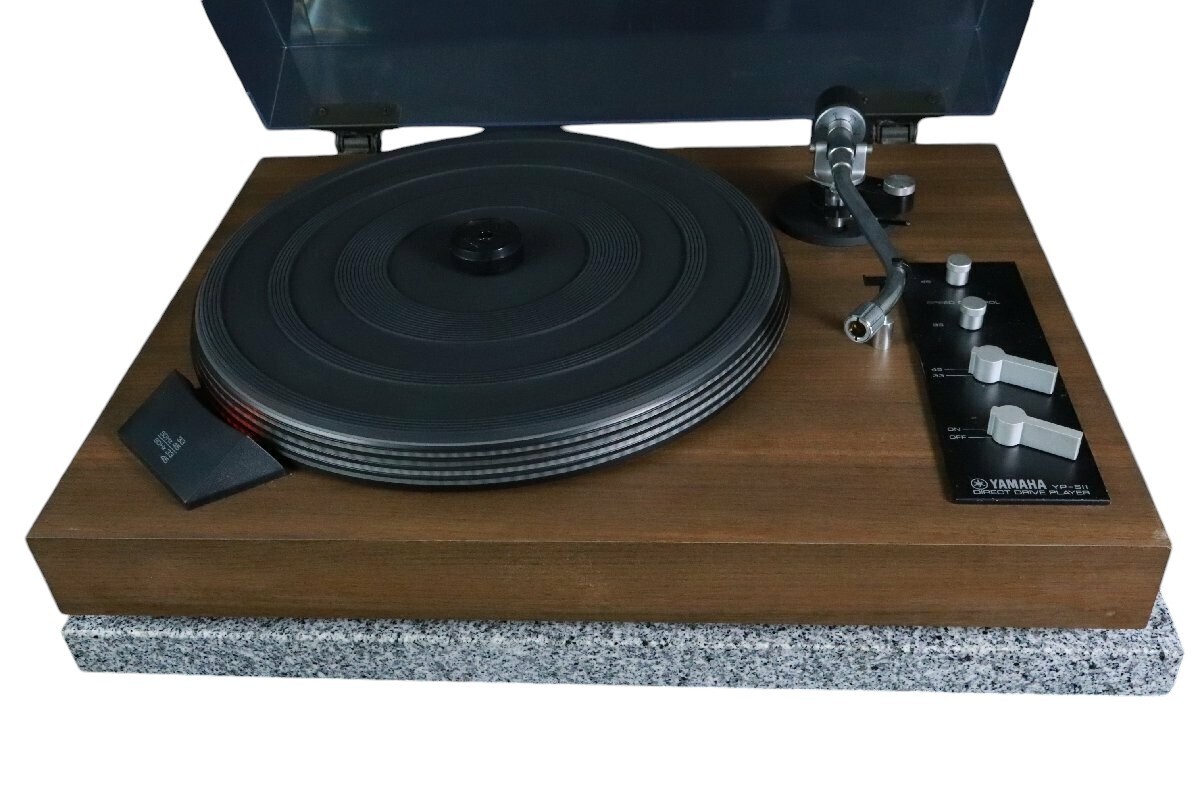 Yamaha YP-511 Direct Drive Record Player Turntable Confirmed Yamaha YP-511 Direct Drive Record Player Turntable Confirmed