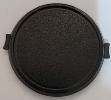 1 Pre-Owned Unbranded 55mm Plastic Side Pinch Front Lens Cap Made In Taiwan