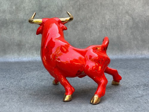 RED PORCELAIN MATADOR BULL STATUE FIGURINE GOLD LEAF GILDING MCM 12" L 8 1/2" H - Picture 6 of 12