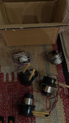 A kit of 2 new heparin motors and 3 used peristatic pumps