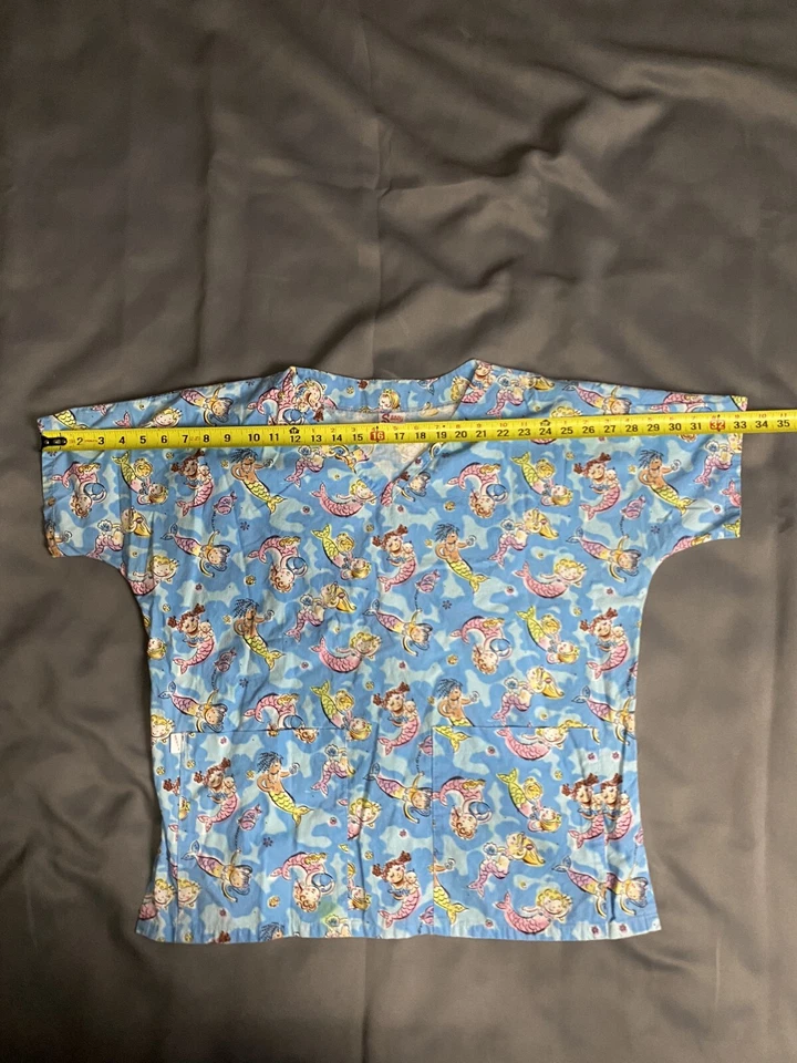Sassy Scrubs Women's Scrub Top Medium Mermaids V Neck USA - Image 4 of 4