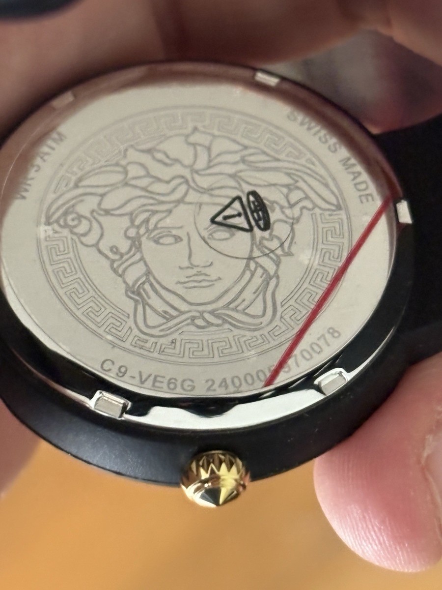 Versace VE6G00223 Black Medusa Dial Quartz Silicone Swiss Made, New Watch Versace Medusa Pop Quartz Watch, Silicon, Black, 39 mm  main image 3