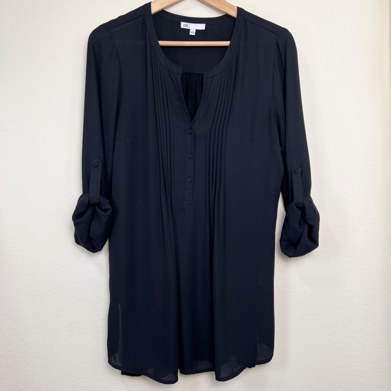 DR2 Black Splitneck Pleated Button Long Tunic Blo… - image 7