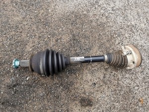 Antriebswelle Gelenkwelle vorn links 6Q0407271DS Skoda Fabia 5J Bj. 2011