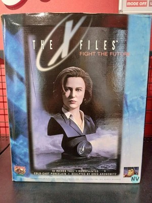 Diamond Select Toys X-Files 12 Büsten Scully gebraucht