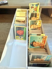 Lot Of 100 1960 Topps Baseball Cards. No Duplicates