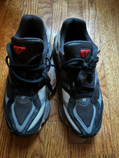 New Balance 9060 Black Castlerock U9060BLK Black/Gray/Red Lace-Up Sneakers