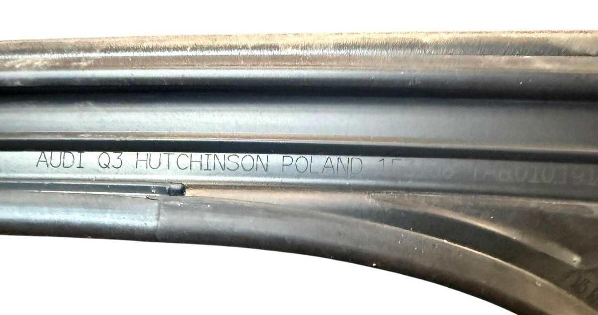 2019-2024 AUDI Q3 REAR RIGHT PASS SIDE DOOR WINDOW GLASS CHANEL SEAL OEM thumbnail 10