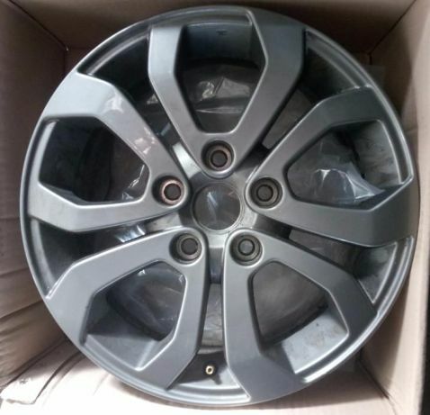 メダル NEW Genuine VITARA 2015-ON Grey Alloy Wheel 16