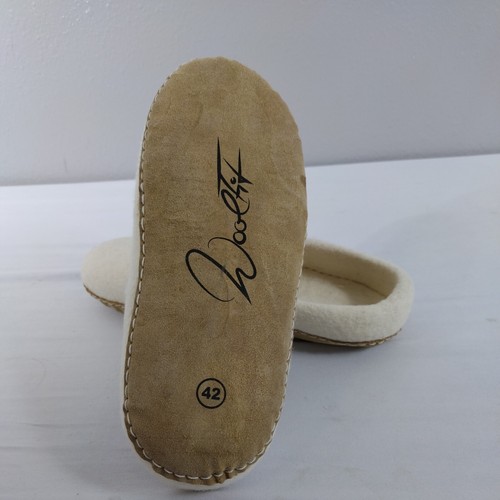 Woolfit German Handmade Wool Slippers Cream Size 42, Men's US 9, Women's 11 - Picture 7 of 7