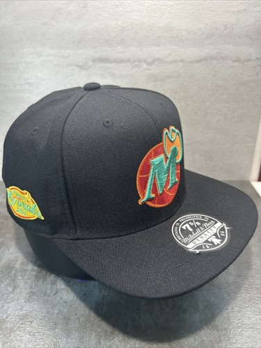 Dallas Mavericks Hat Mitchell and Ness Fitted SZ 7 5/8 Neon Dynasty Noir H53 - Picture 3 of 9