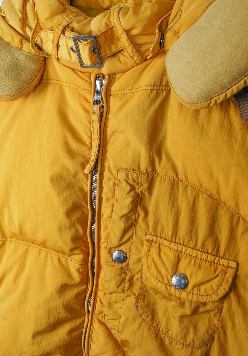 ジャケット・アウター C.P. Company goggle down jacket C.P Company Down Hooded Puffer Men Google Jacket in Size