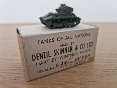       1/96 CHAR VICKERS MK II '' TANKS OF ALL NATIONS '' DENZIL SKINNER B25      