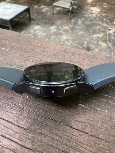 Samsung Galaxy Watch 5 Smartwatch 40mm Unlocked - Photo 3 sur 6