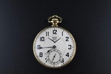 Vintage Illinois Watch Co. RARE Cadillac Logo Pocket Watch Model 3 17J RUNS