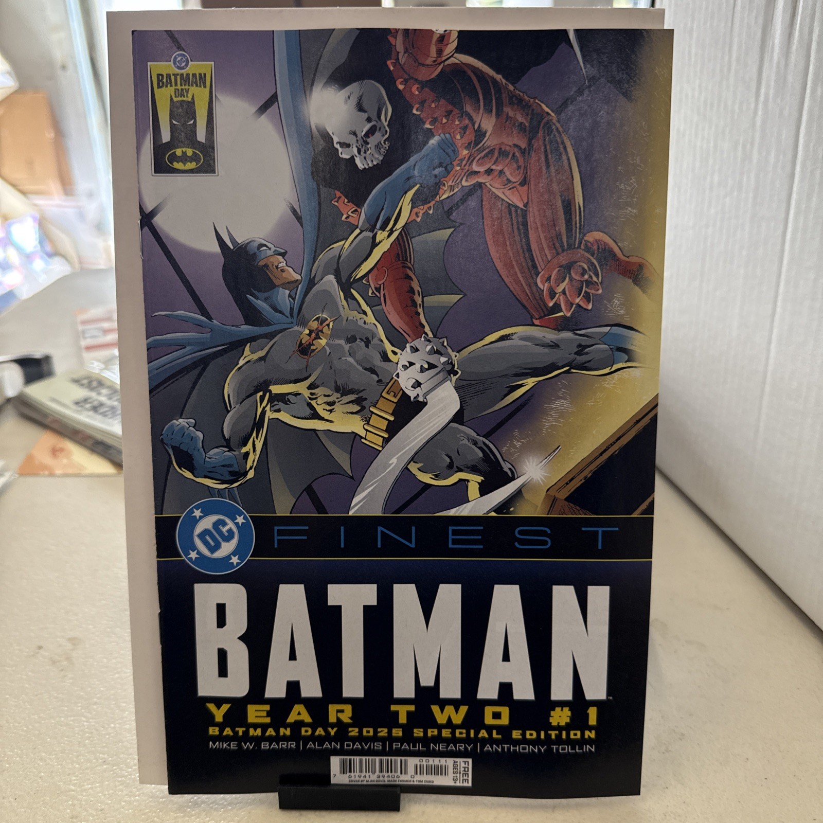 BATMAN DAY 2025 - BATMAN YEAR TWO #1 COVER A ALAN DAVIS NM