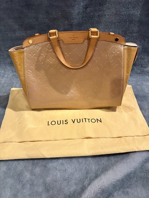Louis Vuitton Noisette Monogram Vernis Brea MM