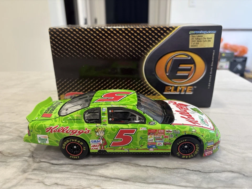 Terry Labonte 2000 The Grinch Kelloggs ELITE Nascar 1/24 Diecast Action #5 - Image 3 of 4