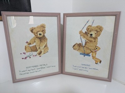 Paar gerahmte Vintage Teddybär Kreuzstich Bilder William Lucky Kinderzimmer