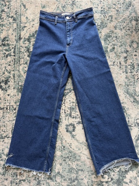 Zara High Waist Wide Leg Flare Stretch Jeans Blue Denim Frayed Hem Size 10 / 38
