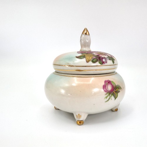 Caja de baratijas con tapa redonda de cerámica pintada a mano con flores fucsia Támesis Japón 7356 - Imagen 4 de 18