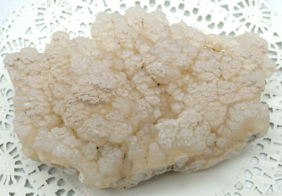 Neat Bubbly Crystalline Botryoidal / Angel Wing Agate 221.6 grams