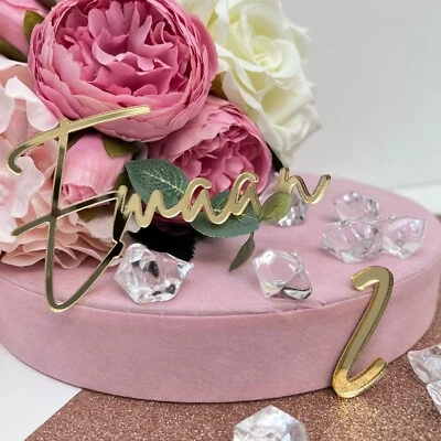 SPARKLES & TRIMS Dije de pastel acrílico personalizado número de palabra fuente D 3" 4" 5" 6" adorno de pastel