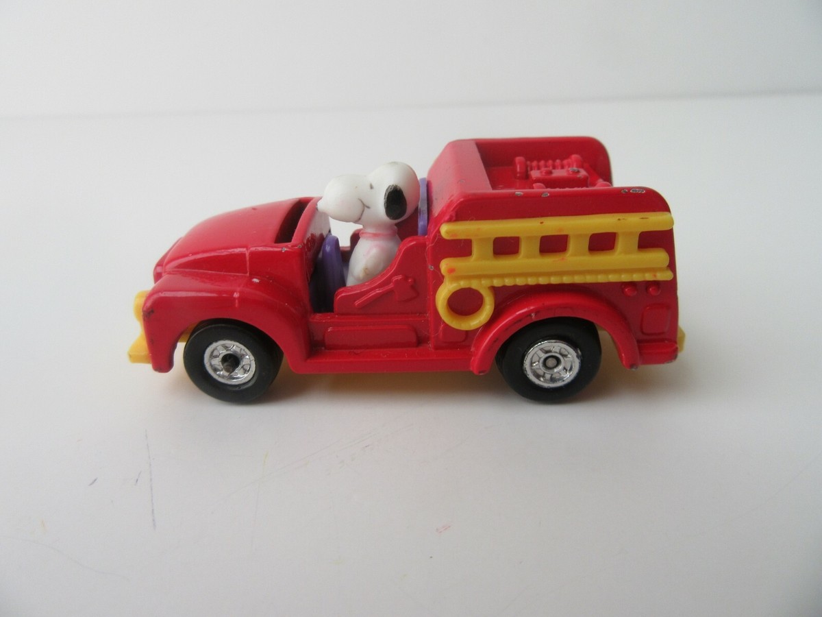 AVIVA Vintage Snoopy No. C20 1966 Fire Truck Peanuts