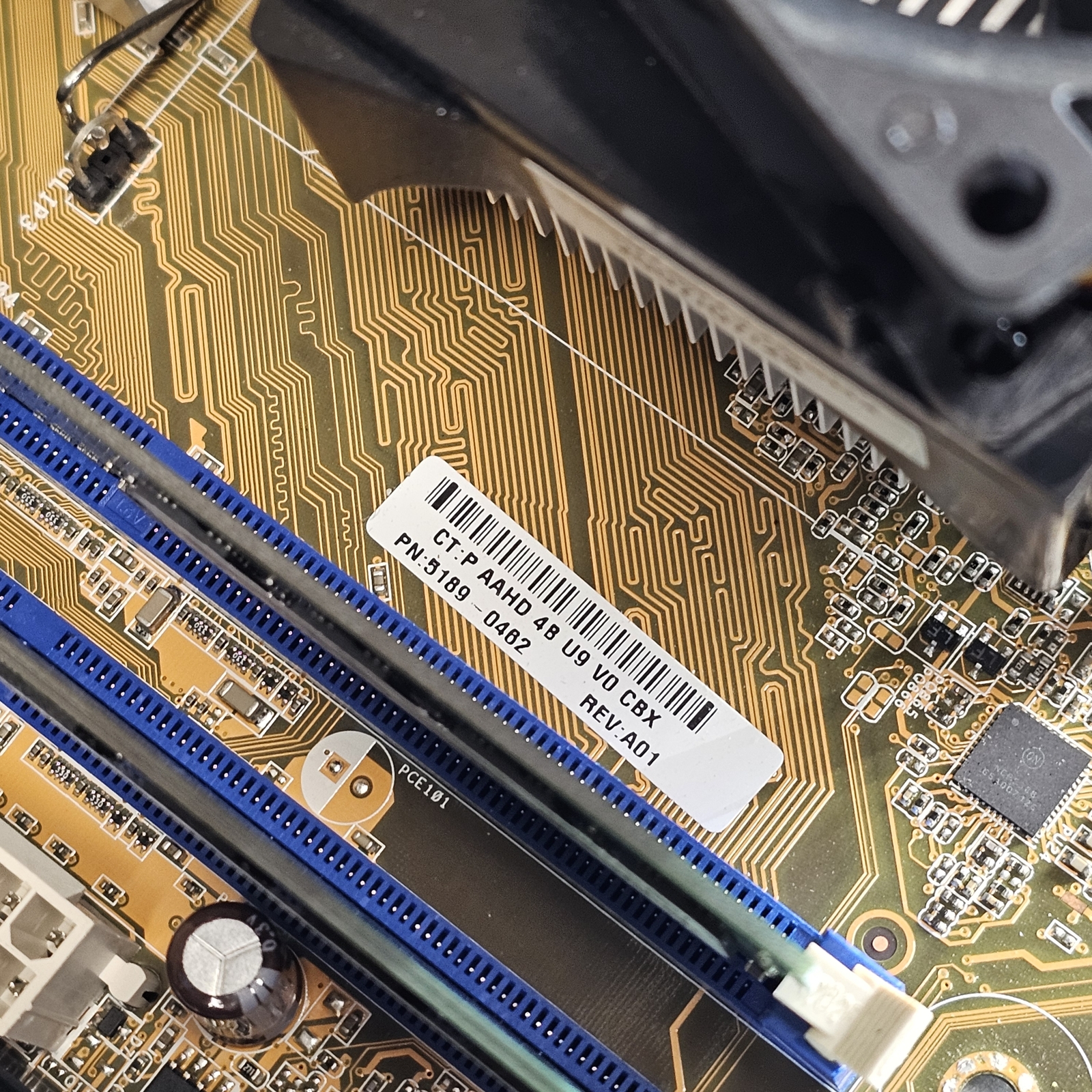 Compaq Presario Motherboard Combo 2GB Ram IPILP-LC, 5189-0462, (Boots)