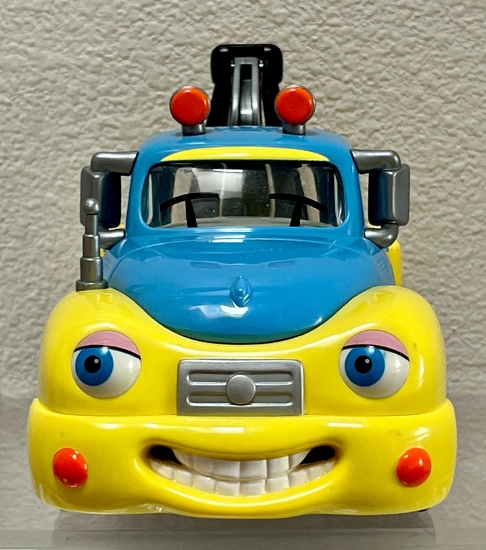 The Chevron Cars - Trevor Tow Truck No.29, Yellow and Blue