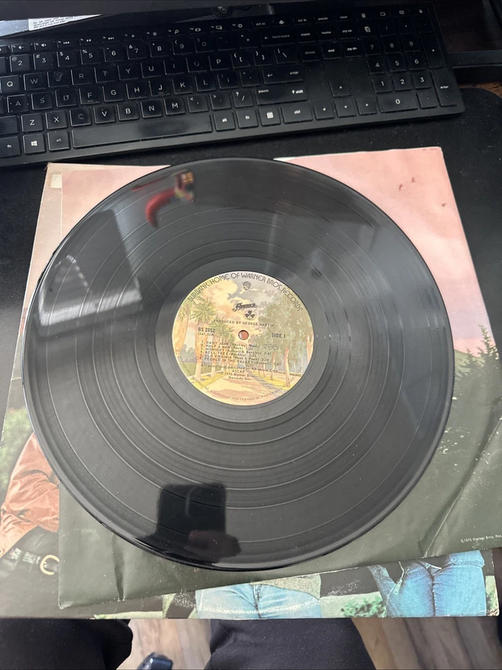 Hearts America LP Record Vinyl, Self-Titled, Vintage 70s, BS-2852 - Image 4 of 4