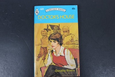 Doctor's House Dorothy Rivers 1974 Harlequin Romance Medical Vintage PB 631