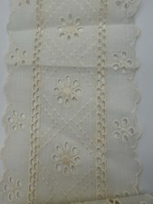 2 Yard 4.5 in Wide Cream Off White Cotton Eyelet Embroidery Lace Trim Scalloped