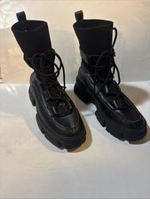 Steven Madden Women’s lace up Leather lug sole boots Sz 9M Chunky Gothic