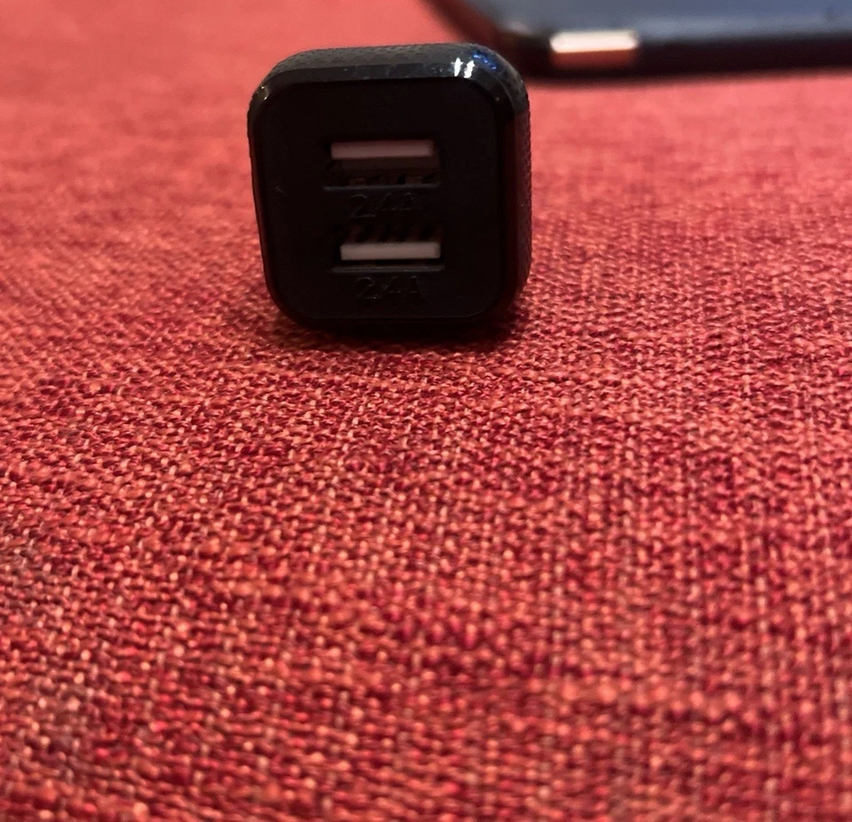 Car Charger Maxboost 4.8A/24W 2 Smart Port Car Charger Black for iPhone Samsung - Image 2 of 3