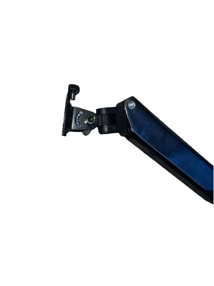 Brazo de montaje Kensington SmartFit para monitor, monitor plano, K59601WW Foto 4 de 4