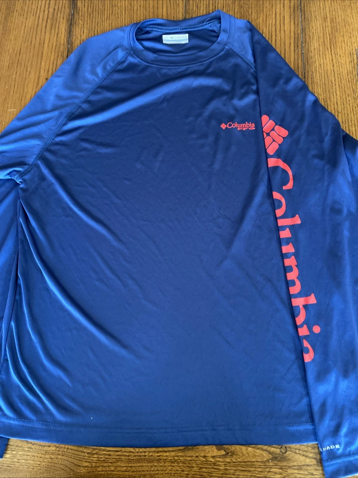 Columbia Omni-Shade Men's Sz M Navy W/Red