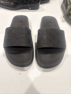 Louis Vuitton Damier Graphite men's Waterfront slides Size 9 Men s
