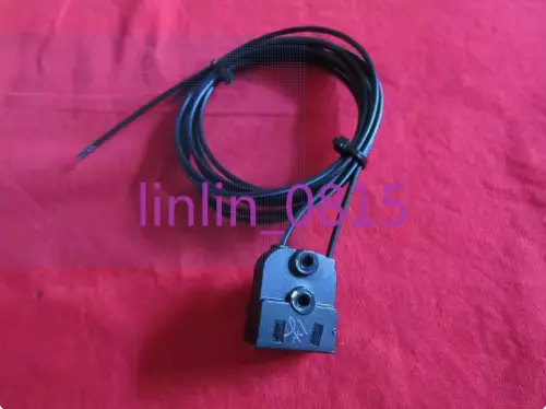 1pcs Used Omron E32-L15 wire is 1 meter long