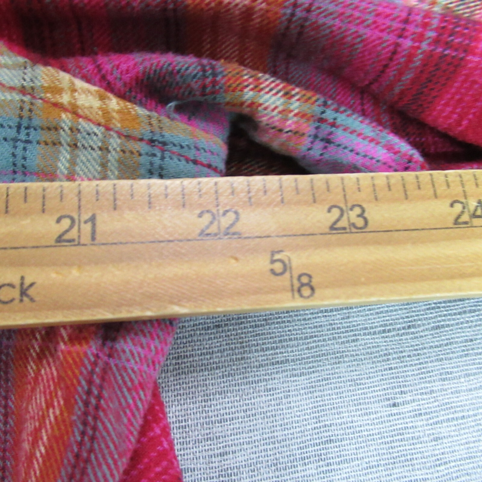 Universal Thread Top Womens Medium Red Plaid Flan… - image 5