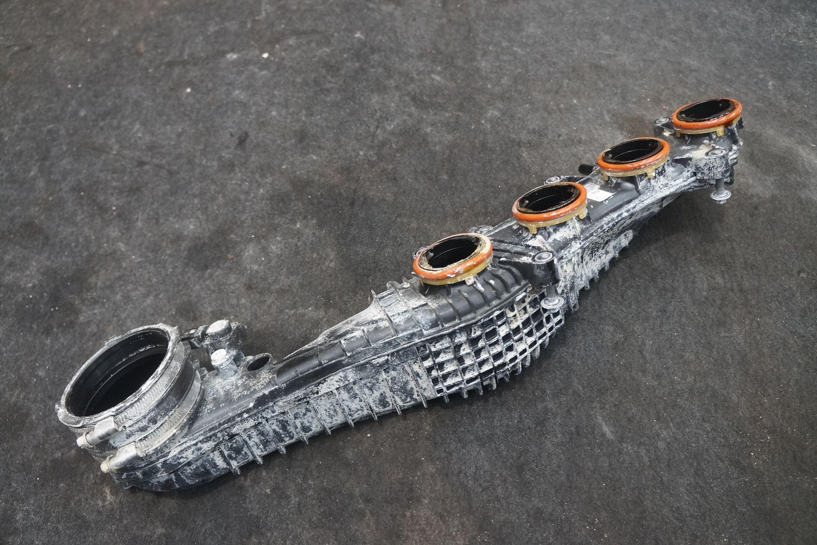 Left Engine Air Intake Manifold V8 1770900337 OEM Aston Martin DB11 2020