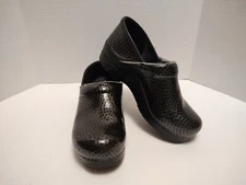 Dansko Gray/Black Geometric Leather Clogs Shoes Women’s Size EU 38 US - 8