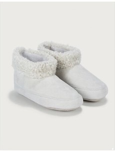 white slipper boots