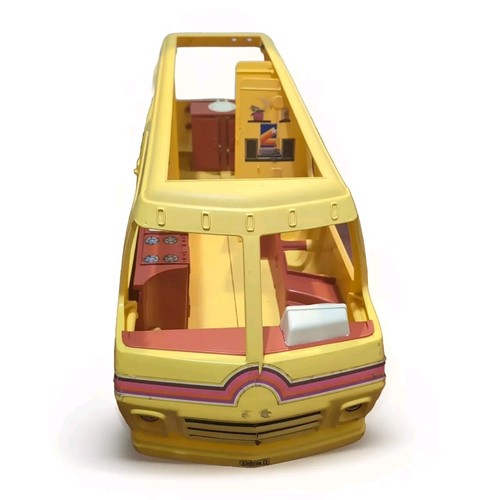 Vintage Barbie Star Traveler GMC Eleganza Motor Home RV Camper Yellow For Parts! - Picture 2 of 9